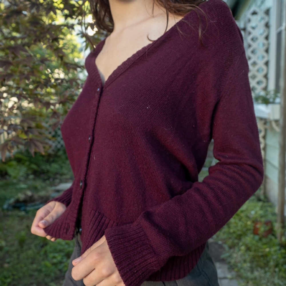 Maroon Short Cardigan - Picture 2 of 3